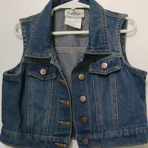 Rare Edition jean sleeveless top size size 8